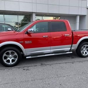 Meet your Posher, Adam